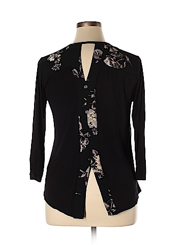 Maurices 3/4 Sleeve Top (view 2)