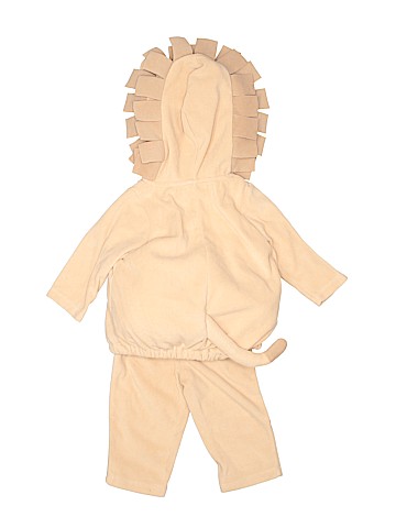 Carter's Costume (view 2)