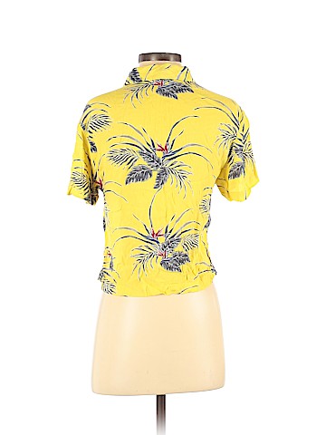 Forever 21 Short Sleeve Button-Down Shirt (view 2)