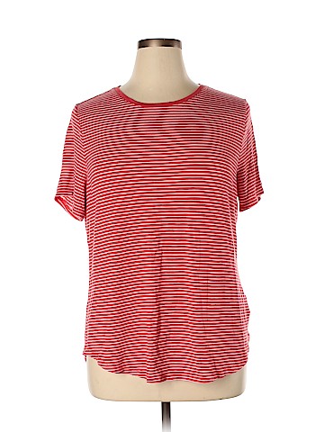 Old Navy Short Sleeve T-Shirt (view 1)