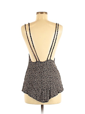 Brandy Melville Sleeveless Blouse (view 2)