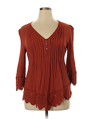 Venus 3/4 Sleeve Blouse (view 1)