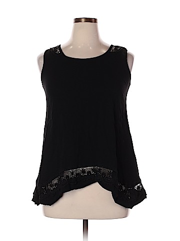 Cirana Los Angeles Sleeveless Blouse (view 1)