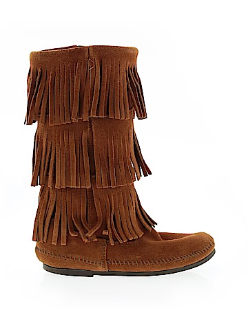 Minnetonka Boots (view 1)