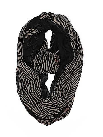 Aldo Scarf (view 1)