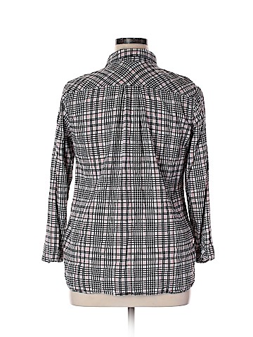 Croft & Barrow Long Sleeve Button-Down Shirt (view 2)