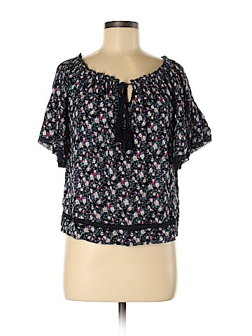 American Eagle Outfitters Short Sleeve Blouse (view 1)