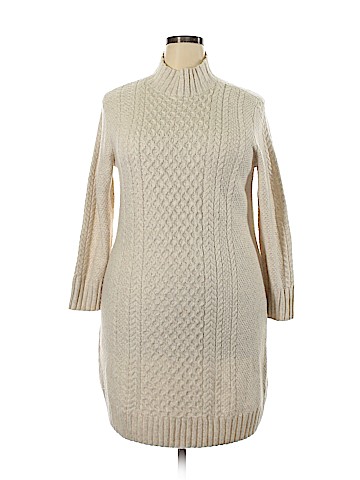 Abercrombie & Fitch Casual Dress (view 1)