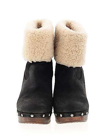 Ugg Australia Boots (view 2)