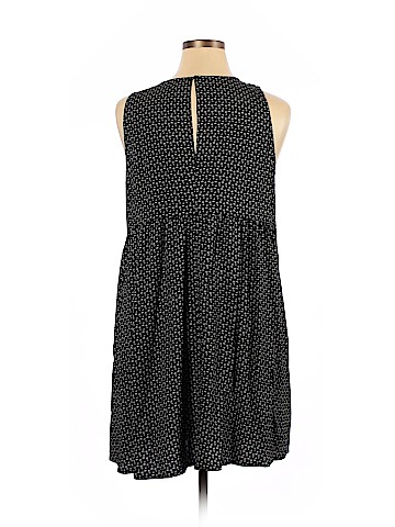 Old Navy Casual Dress (view 2)