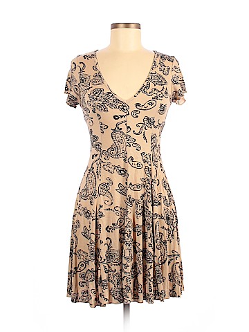 Forever 21 Casual Dress (view 1)