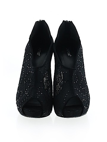 Apt. 9 Heels (view 2)