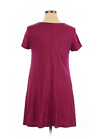 Old Navy Casual Dress (view 2)