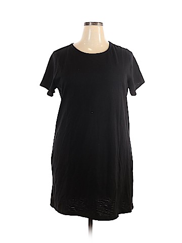 Old Navy Casual Dress (view 1)