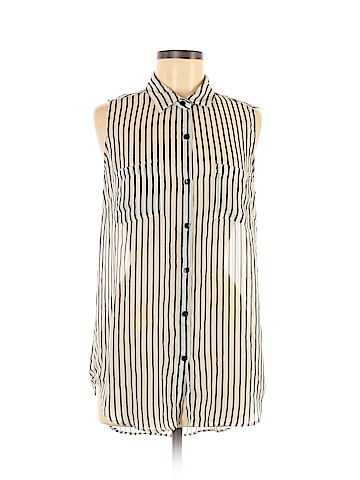 Forever 21 Sleeveless Button-Down Shirt (view 1)
