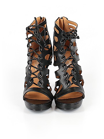 West Blvd. Heels (view 2)