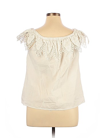 Merona Sleeveless Blouse (view 2)