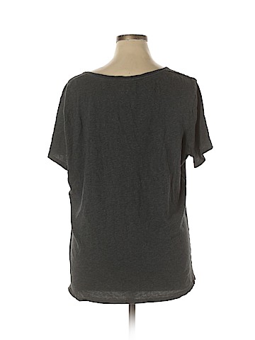 Old Navy Short Sleeve T-Shirt (view 2)