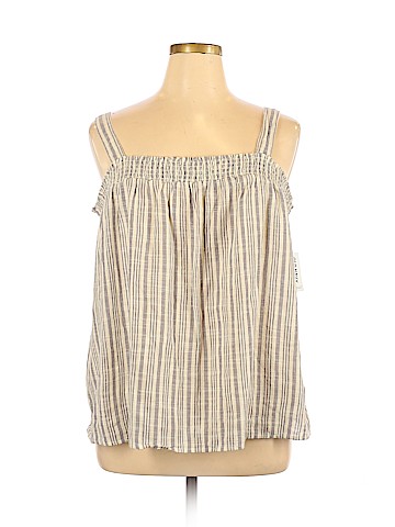 Old Navy Sleeveless Blouse (view 1)