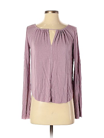 American Eagle Outfitters Long Sleeve Top (view 1)