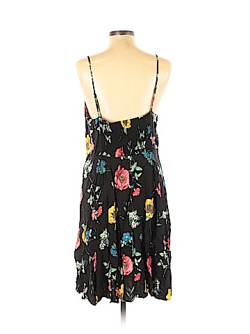 Old Navy Casual Dress (view 2)