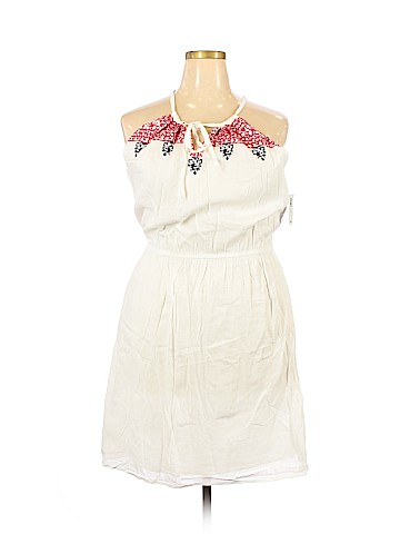 Old Navy Casual Dress (view 1)