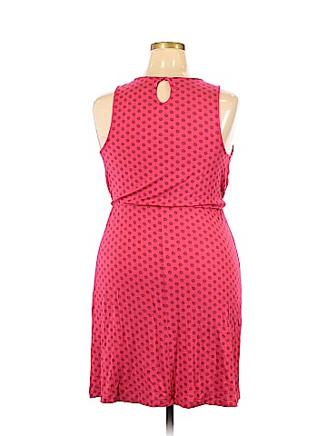 Old Navy Casual Dress (view 2)