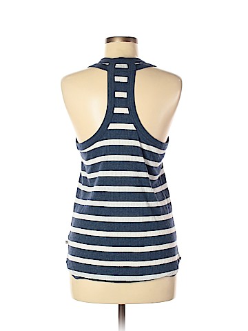 Mountain Hardwear Tank Top (view 2)