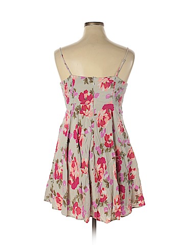 Old Navy Casual Dress (view 2)