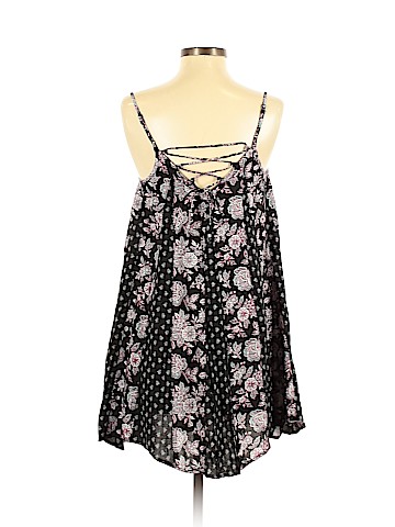 American Eagle Outfitters Sleeveless Top (view 2)