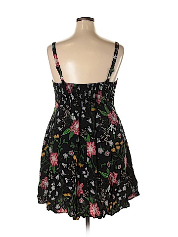 Old Navy Casual Dress (view 2)