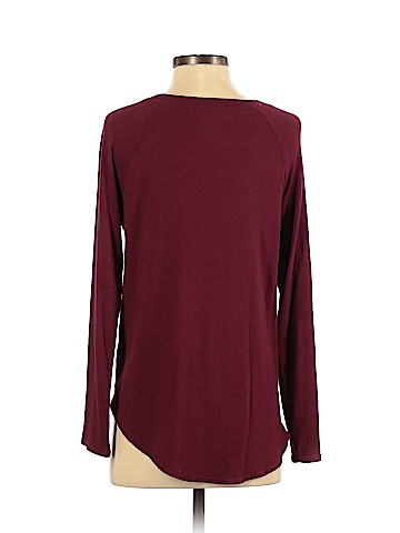 American Eagle Outfitters Pullover Sweater (view 2)