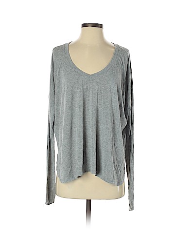 Brandy Melville Long Sleeve T-Shirt (view 1)