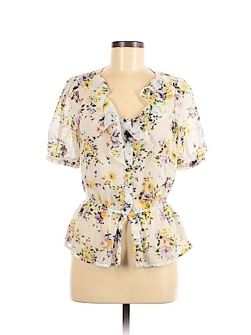 No Boundaries Short Sleeve Blouse (view 1)