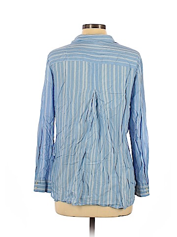 H&M Long Sleeve Button-Down Shirt (view 2)
