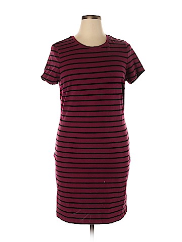 Old Navy Casual Dress (view 1)
