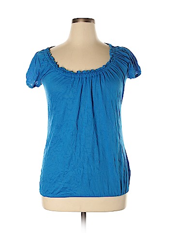 Belle Du Jour Short Sleeve Top (view 1)