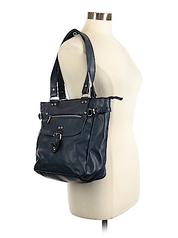 Carpisa Shoulder Bag (view 2)