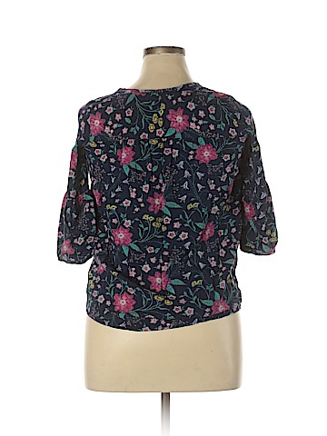 Old Navy 3/4 Sleeve Blouse (view 2)