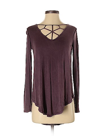 American Eagle Outfitters Long Sleeve Top (view 1)