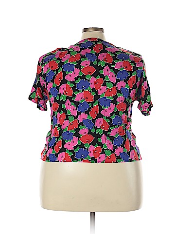 Melissa Ashley Short Sleeve Button-Down Shirt (view 2)