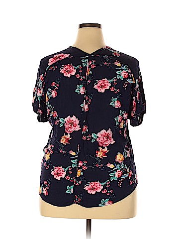 Kaileigh Short Sleeve Top (view 2)