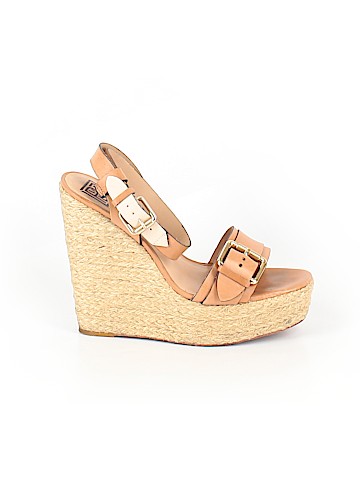 Pour La Victoire Wedges (view 1)