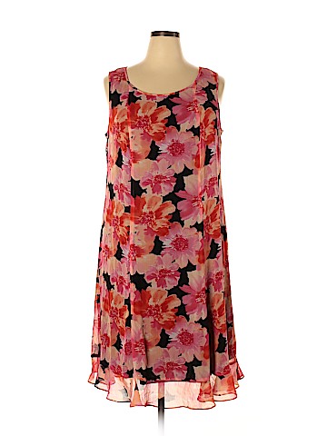 Maggie Barnes Casual Dress (view 1)