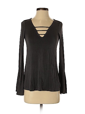 American Eagle Outfitters Long Sleeve Top (view 1)