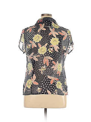 Sag Harbor Short Sleeve Blouse (view 2)