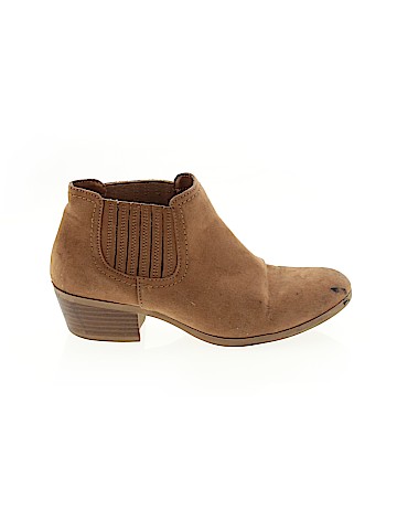 American Eagle Shoes Ankle Boots (view 1)