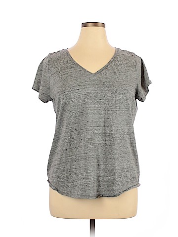 Sonoma Goods for Life Plus Short Sleeve T-Shirt (view 1)