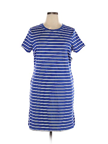 Old Navy Casual Dress (view 1)
