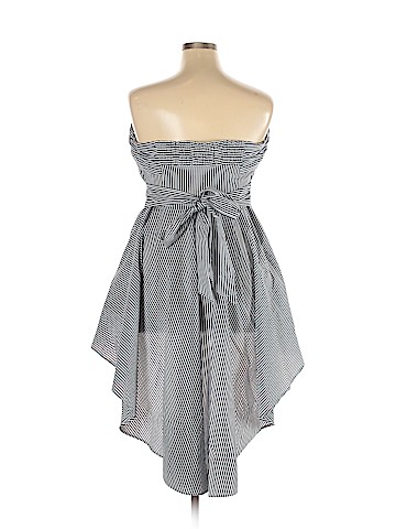 New York & Company Sleeveless Blouse (view 2)